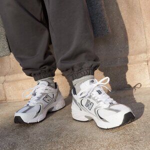 New Balance 530 in White - Natural Indigo - Silver